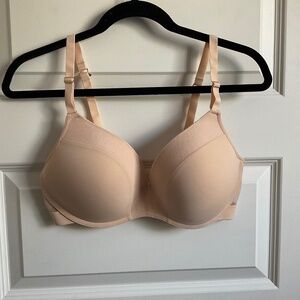 Lively Nude‎ Wireless Convertible Back Bra - Size 38D